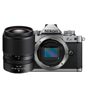 Nikon Z fc + 18-140mm F3.5-6.3