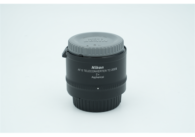 Occasion Nikon AF-S Teleconverter TC-20E III (Nr. 2017)