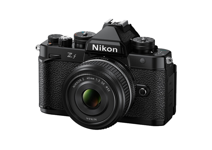 Nikon Z f + 40mm F2 SE